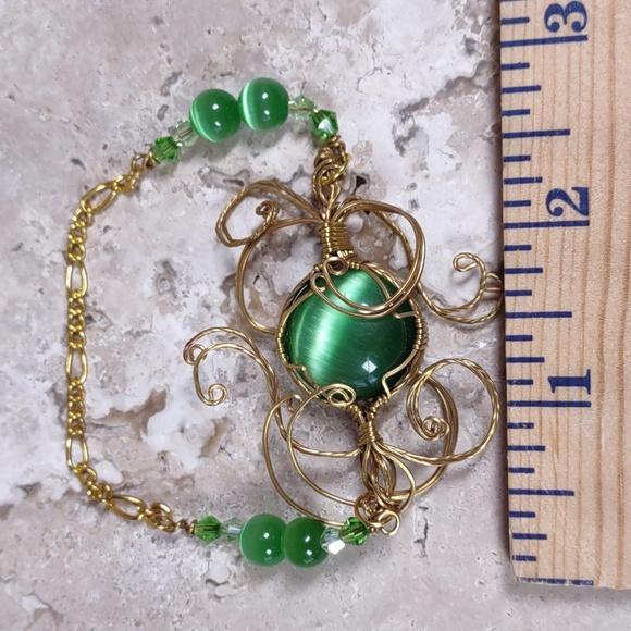 Gold Wire Wrapped Stone Bracelet - Picture 5 of 5